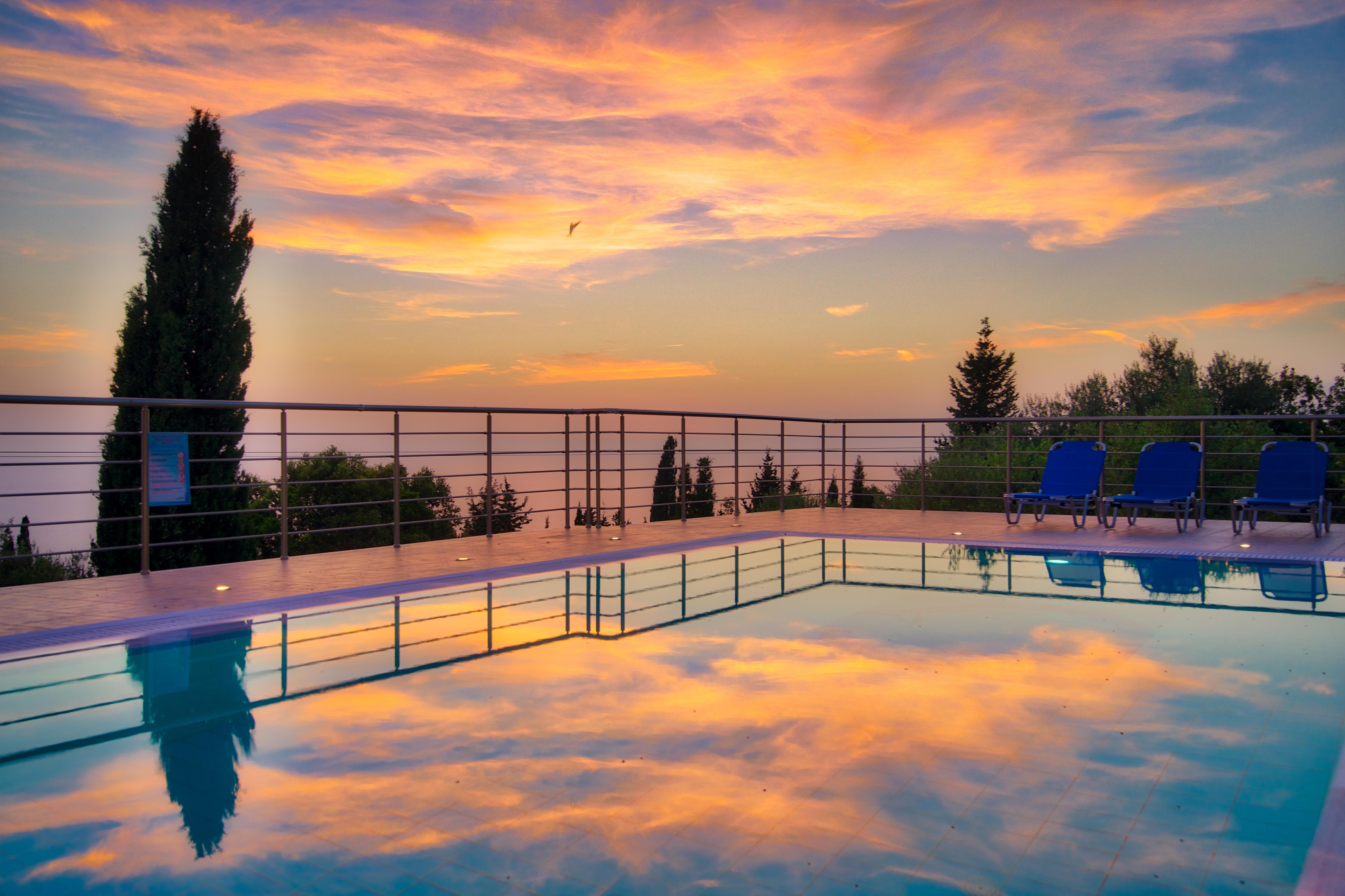 Studios Vrionis Panoramic Sunset Mesovounia  外观 照片
